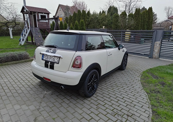 MINI ONE cena 19900 przebieg: 186000, rok produkcji 2009 z Gniezno małe 254